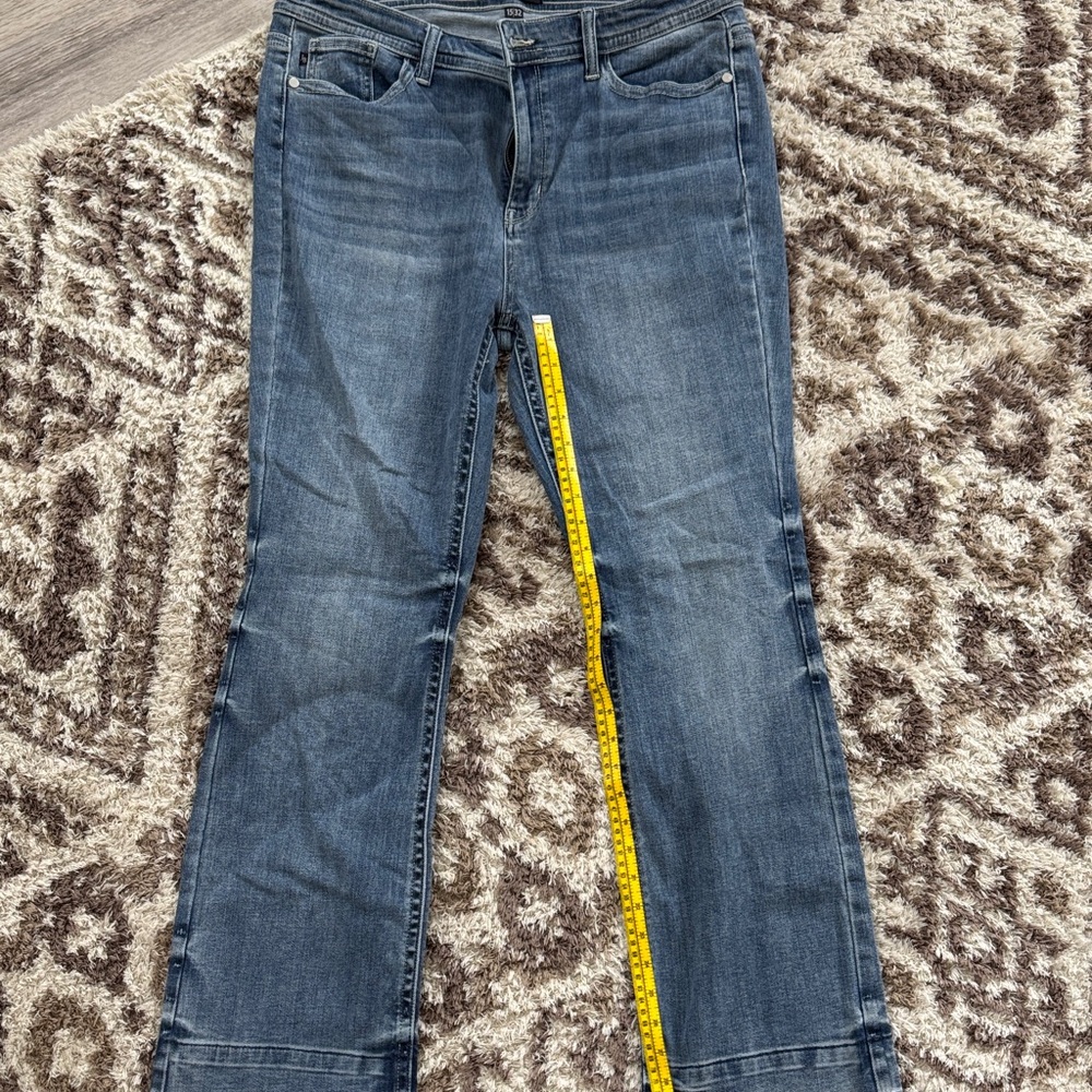 Judy Blue Medium Wash Boot Cut Jeans
